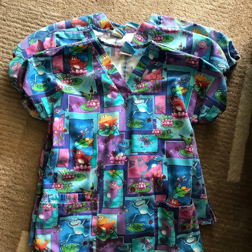 Set of 3 Scrub Tops